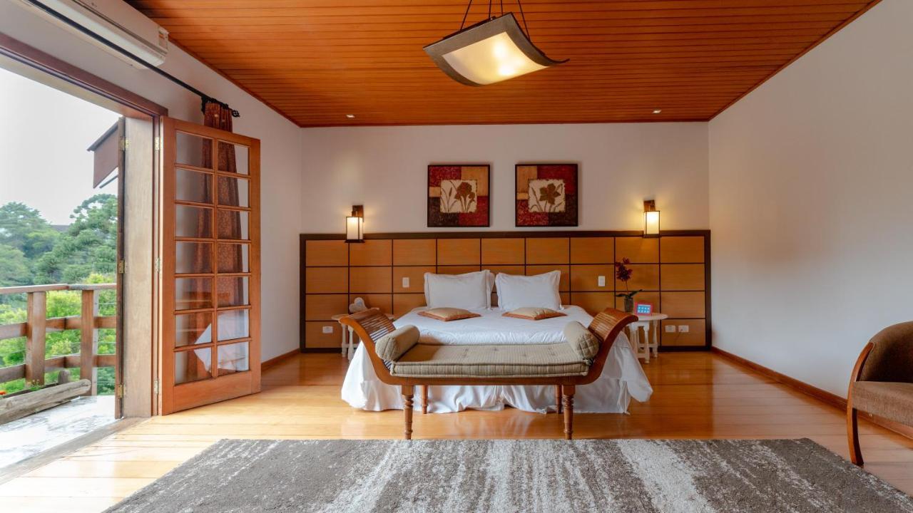 Apple House 4*