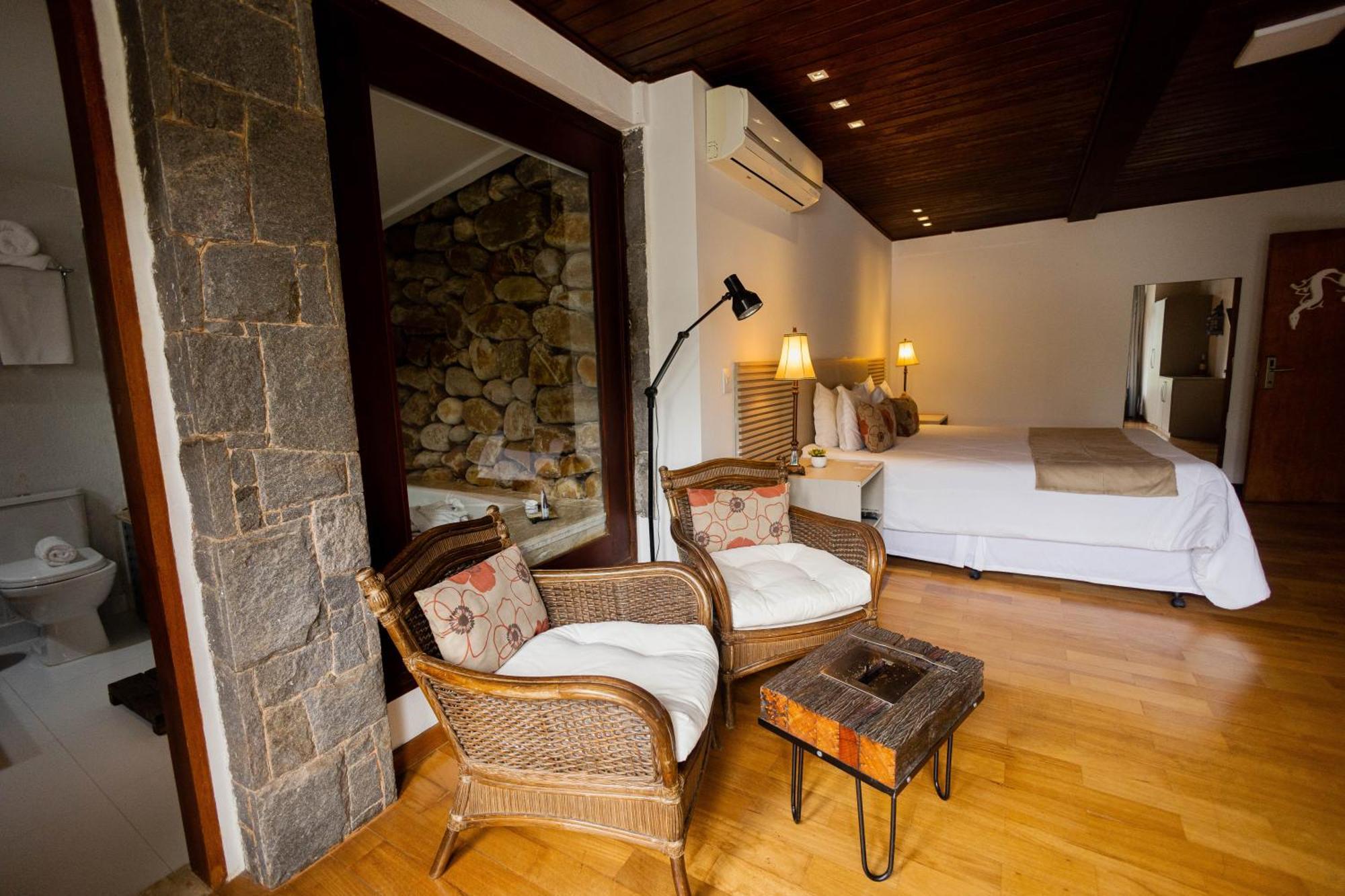 Apple House 4*