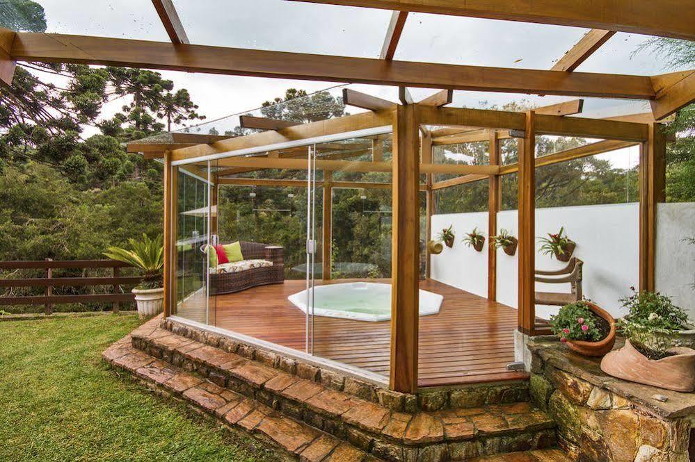 Apple House 4*
